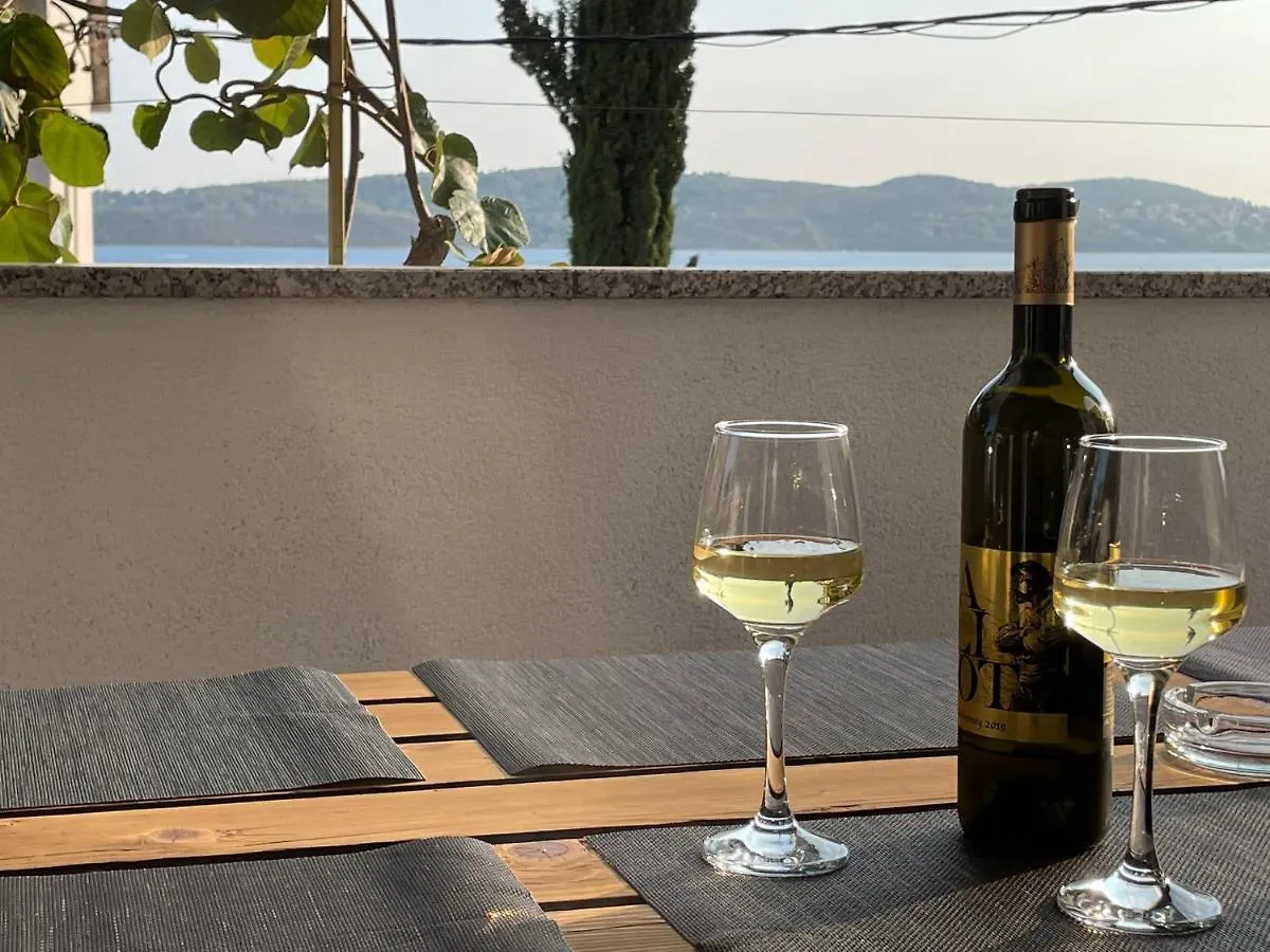 Apartment Mateo Trogir