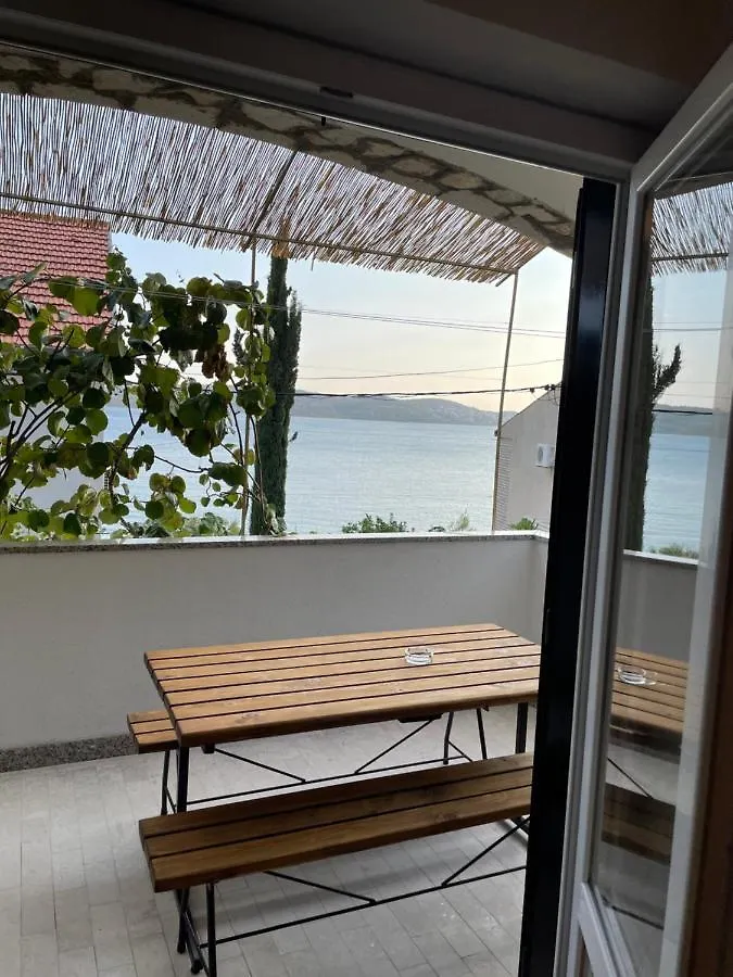 Apartment Mateo Trogir