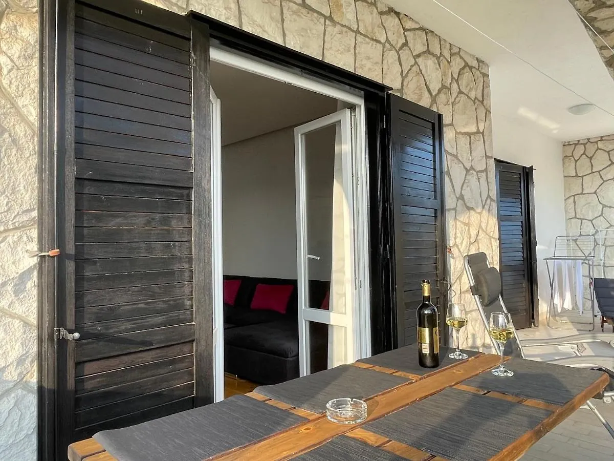 Apartment Mateo Trogir
