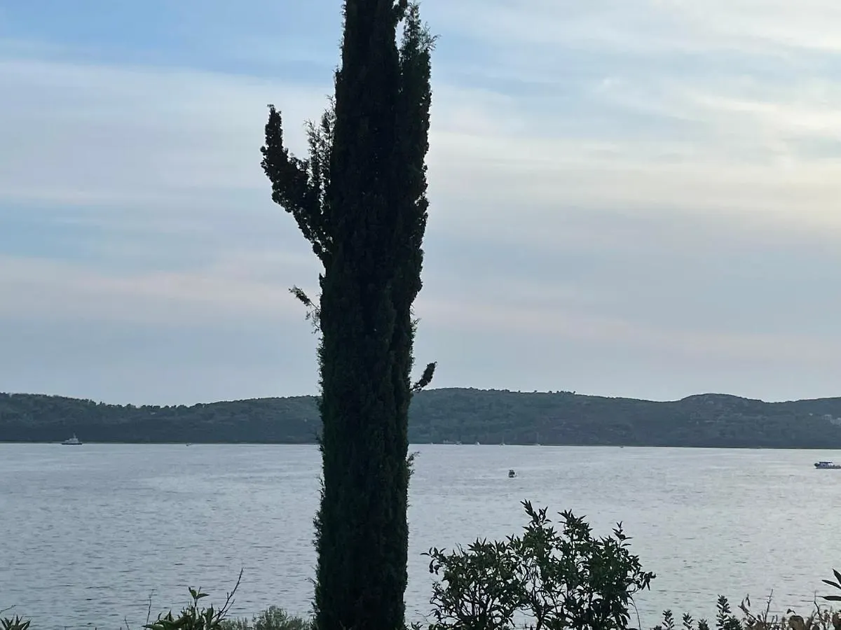 Apartment Mateo Trogir